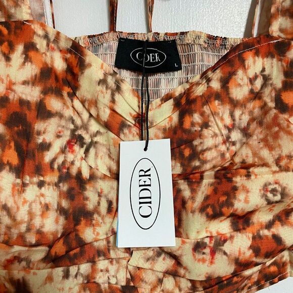 NWT Cider Autumn Floral Print Crop Top - Large - Picture 3 of 3